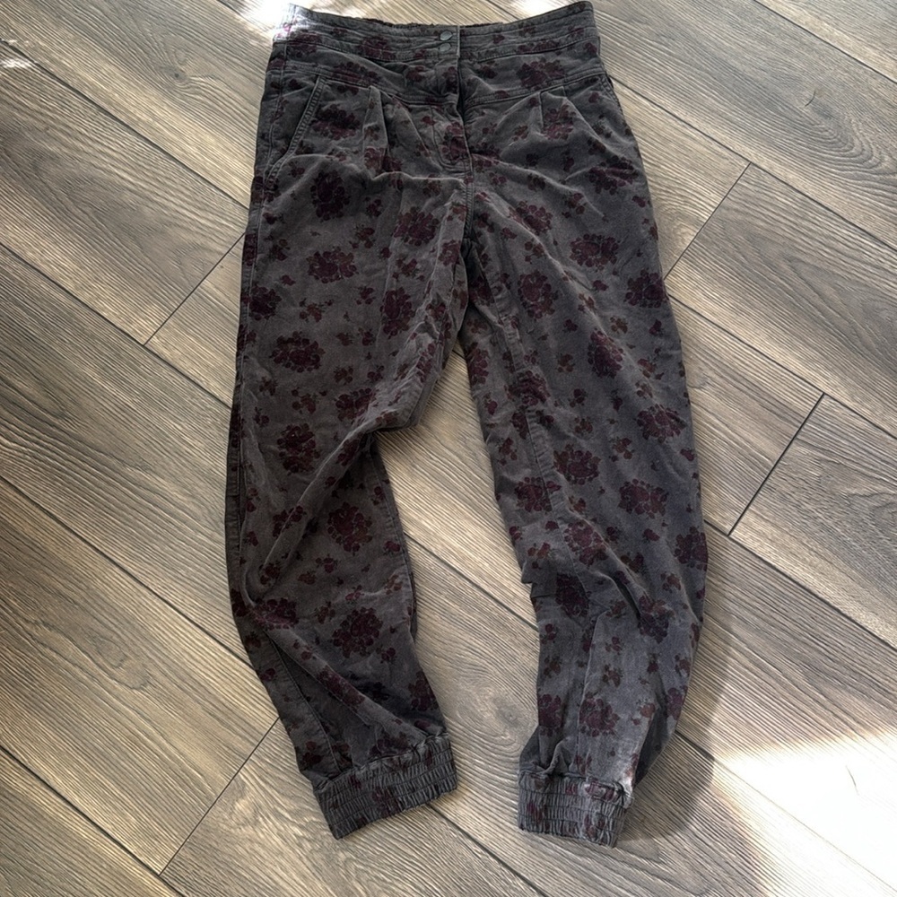 ANTHROPOLOGIE gray floral motif Kalea corduroy jogger pants XS